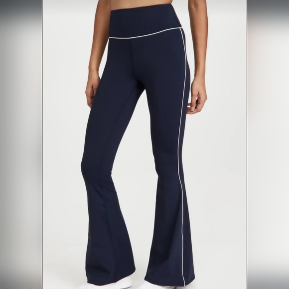 Eleven by Venus Williams - Sports Bra & Leggings - Picture 11 of 17